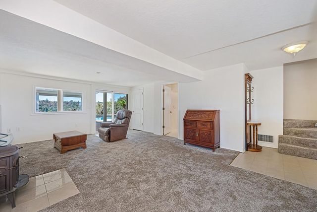 7630 Ridge Rd, Newcastle, CA 95658
