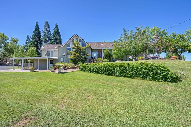7630 Ridge Rd, Newcastle, CA 95658
