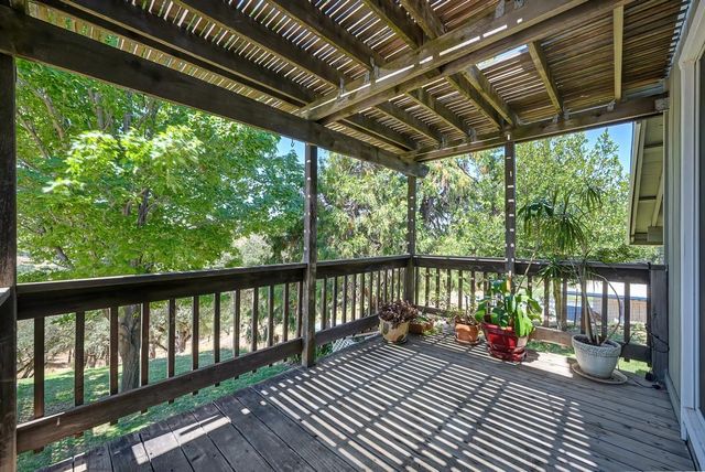 7630 Ridge Rd, Newcastle, CA 95658