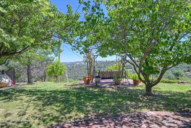 7630 Ridge Rd, Newcastle, CA 95658