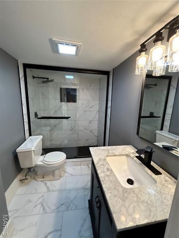 809 N Florissant Road, Ferguson, MO 63135