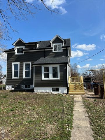 809 N Florissant Road, Ferguson, MO 63135