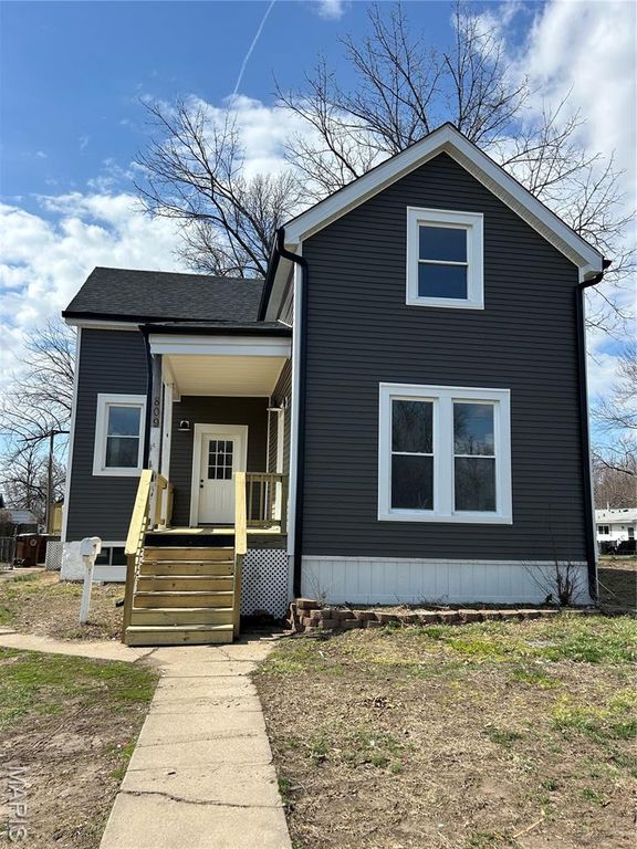 809 N Florissant Road, Ferguson, MO 63135