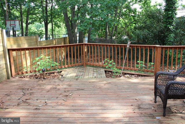 44 EDINSHIRE RD, Sicklerville, NJ 08081