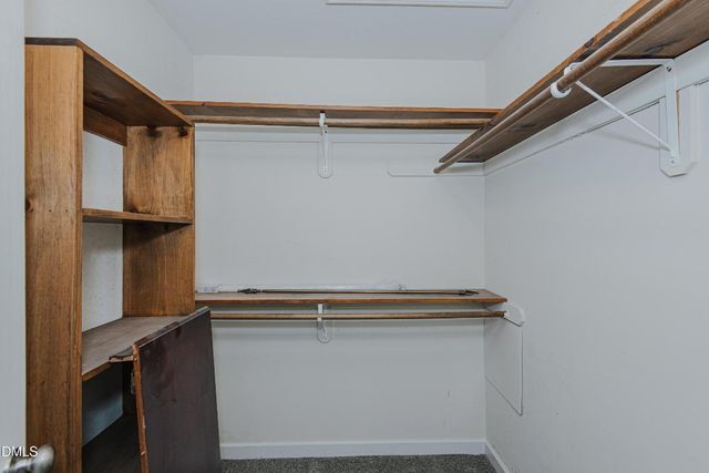 1121 Ravenwood Drive, Graham, NC 27253