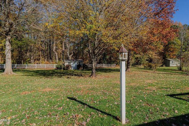 1121 Ravenwood Drive, Graham, NC 27253