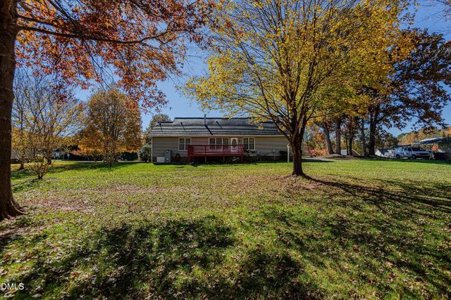 1121 Ravenwood Drive, Graham, NC 27253