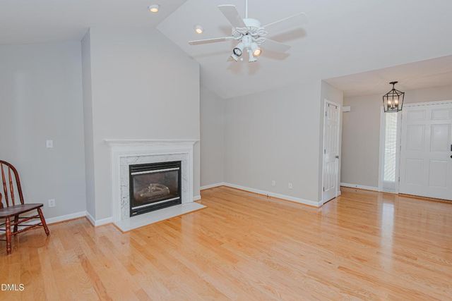 1121 Ravenwood Drive, Graham, NC 27253