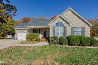 1121 Ravenwood Drive, Graham, NC 27253