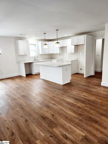 140 Broadus Street, Greer, SC 29651