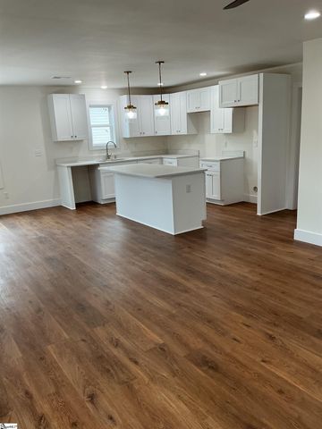 140 Broadus Street, Greer, SC 29651