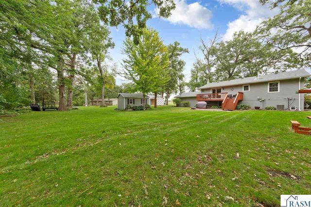 40499 520th Street, North Mankato, MN 56003