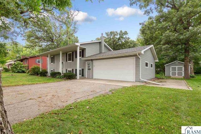 40499 520th Street, North Mankato, MN 56003