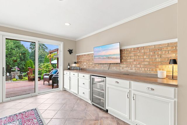 1715 Preston Lane, Hopkins, MN 55343