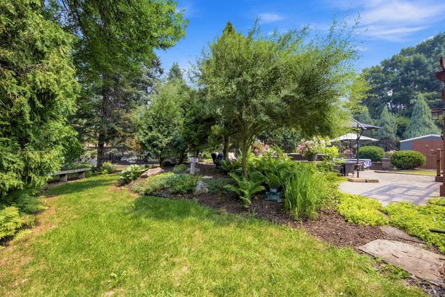 1715 Preston Lane, Hopkins, MN 55343