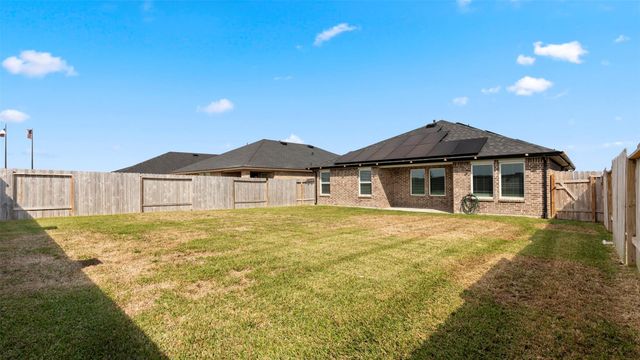 3521 Rockefeller Road, Texas City, TX 77591