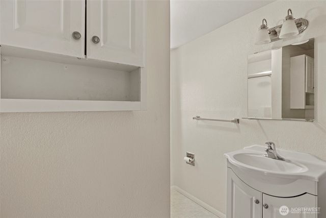 2407 NW 60th Street, Seattle, WA 98107