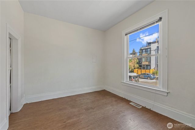 2407 NW 60th Street, Seattle, WA 98107