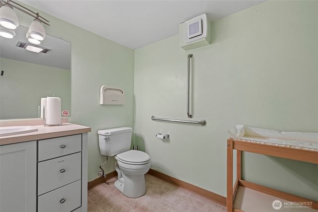 2407 NW 60th Street, Seattle, WA 98107