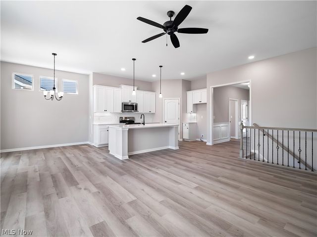 14633 Baywood Lane, Strongsville, OH 44136