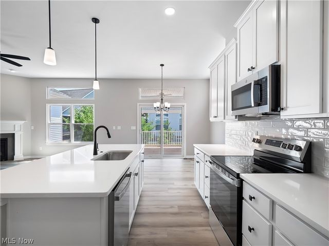 14633 Baywood Lane, Strongsville, OH 44136