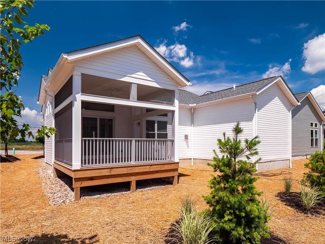 14633 Baywood Lane, Strongsville, OH 44136
