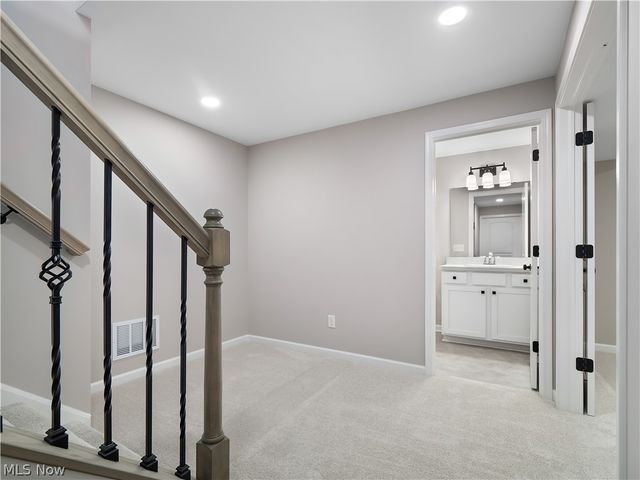 14633 Baywood Lane, Strongsville, OH 44136