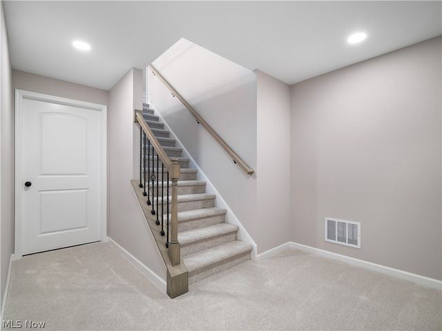 14633 Baywood Lane, Strongsville, OH 44136