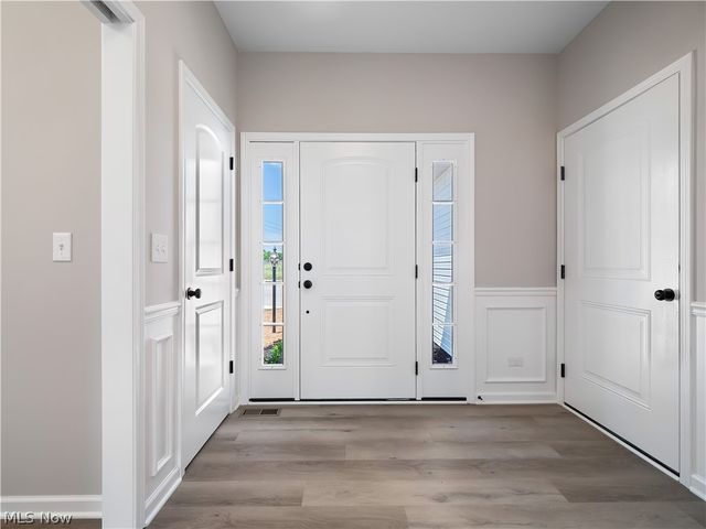 14633 Baywood Lane, Strongsville, OH 44136