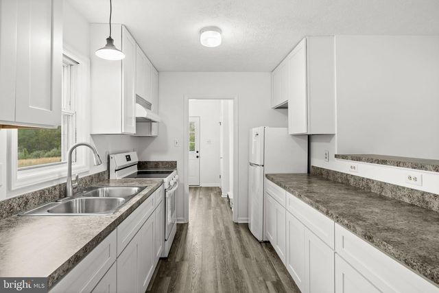 9 PAYNE LN, Amissville, VA 20106