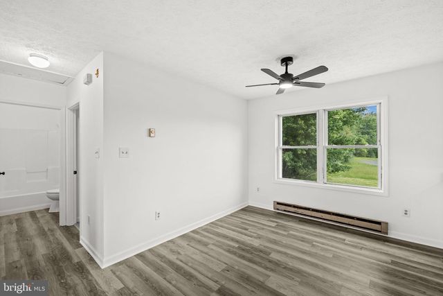 9 PAYNE LN, Amissville, VA 20106