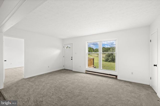 9 PAYNE LN, Amissville, VA 20106