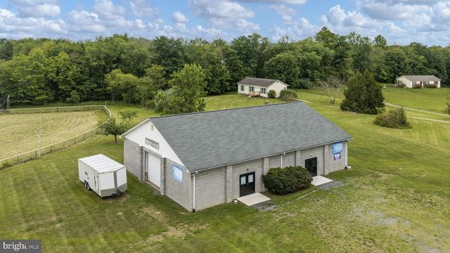 9 PAYNE LN, Amissville, VA 20106