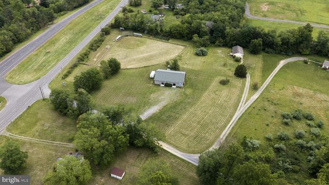 9 PAYNE LN, Amissville, VA 20106