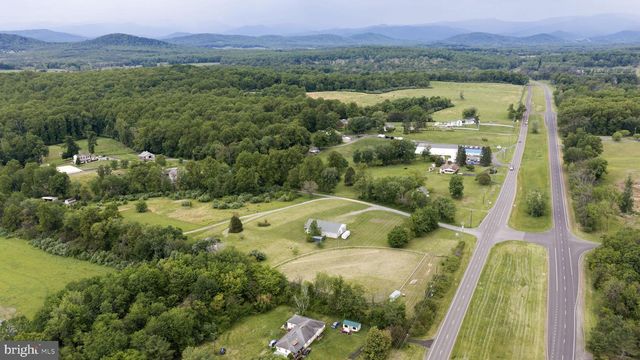 9 PAYNE LN, Amissville, VA 20106