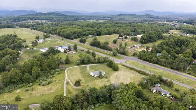 9 PAYNE LN, Amissville, VA 20106