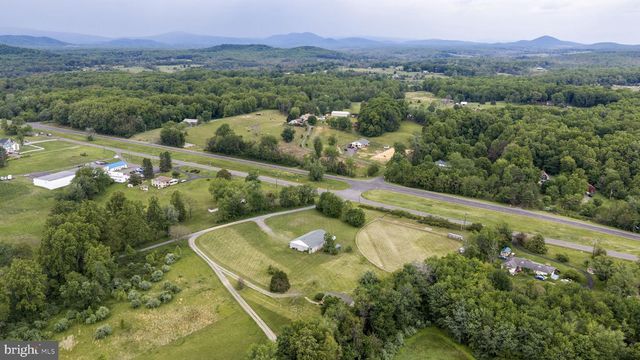 9 PAYNE LN, Amissville, VA 20106