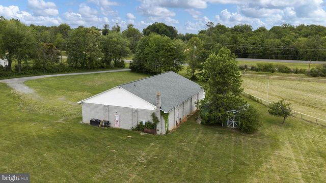 9 PAYNE LN, Amissville, VA 20106