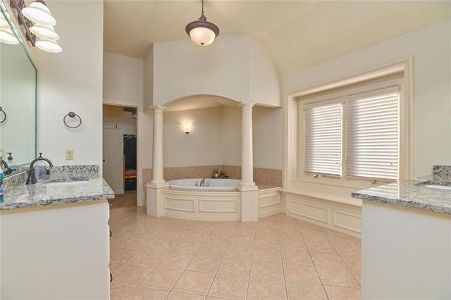 14500 Perry Street, Overland Park, KS 66221