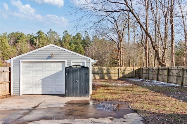 3824 Nansemond PW, Suffolk, VA 23435