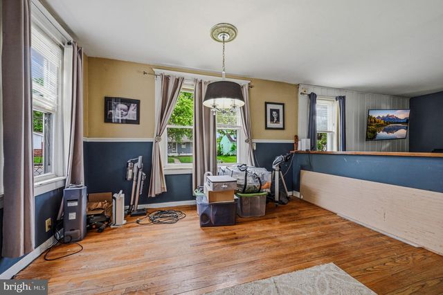 100 WASHINGTON AVE, Elsmere, DE 19805
