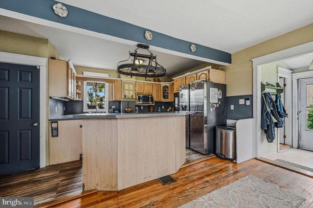 100 WASHINGTON AVE, Elsmere, DE 19805