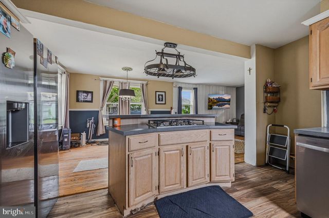 100 WASHINGTON AVE, Elsmere, DE 19805