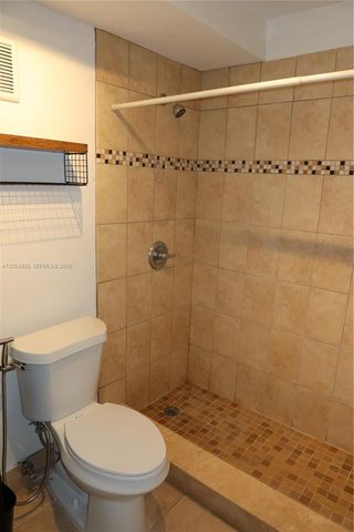 10835 SW 112th Avenue 113, Miami, FL 33176