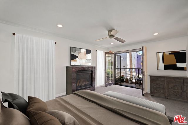 10 26th Avenue, Los Angeles, CA 90291