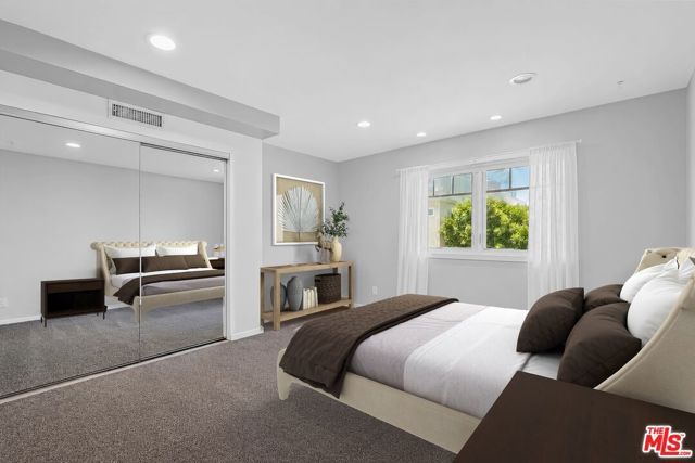 10 26th Avenue, Los Angeles, CA 90291