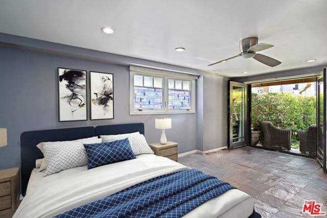 10 26th Avenue, Los Angeles, CA 90291