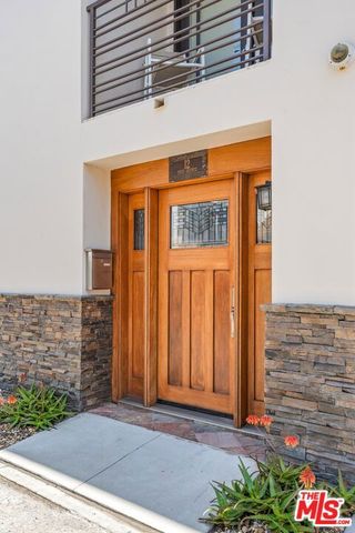 10 26th Avenue, Los Angeles, CA 90291