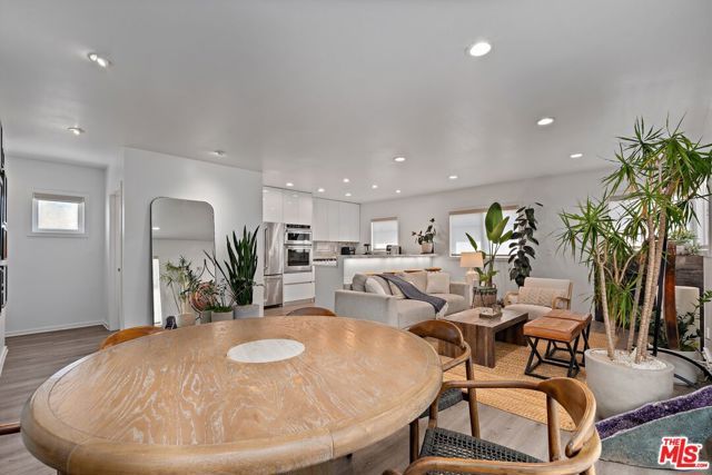 10 26th Avenue, Los Angeles, CA 90291