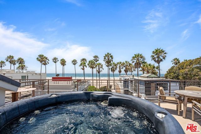 10 26th Avenue, Los Angeles, CA 90291